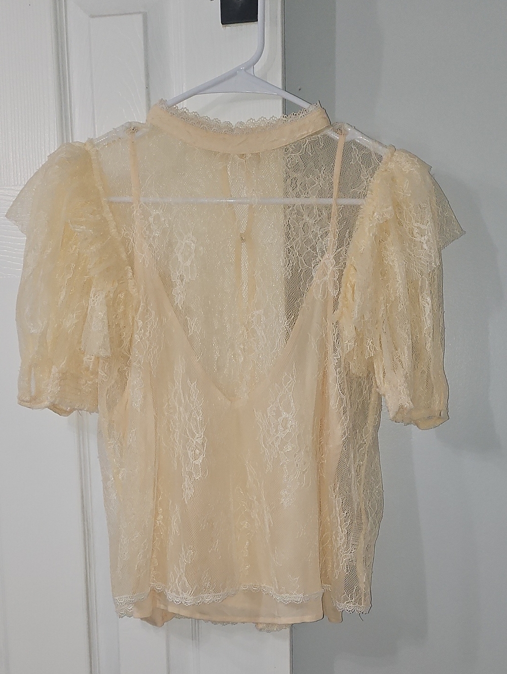 Free People Lace Puff Sleeve Cami Top in Cream Women's XS